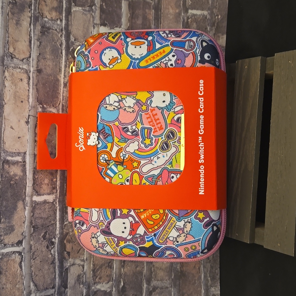 Sanrio X nintendo switch game card hardshell case new from Sonix
